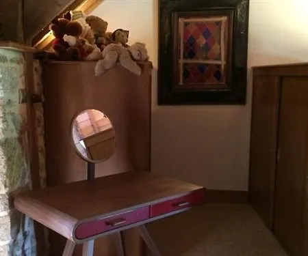 Manoir De La Rogerais & Bed and Breakfast